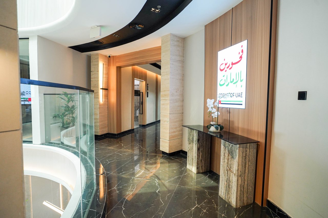 Console table beside the atrium void on an upper floor of Business Square